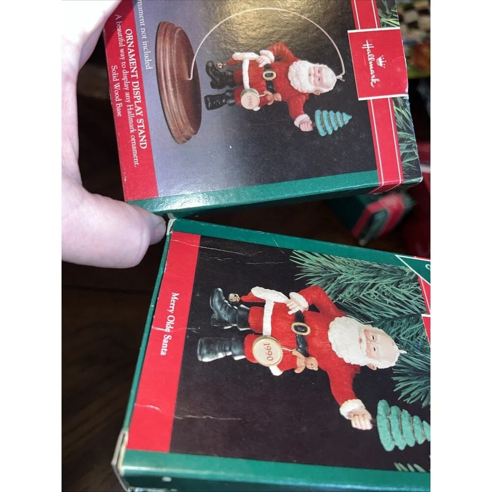 Hallmark Christmas Ornaments MERRY OLDE SANTA Complete 1-10 Set Box WITH STAND!